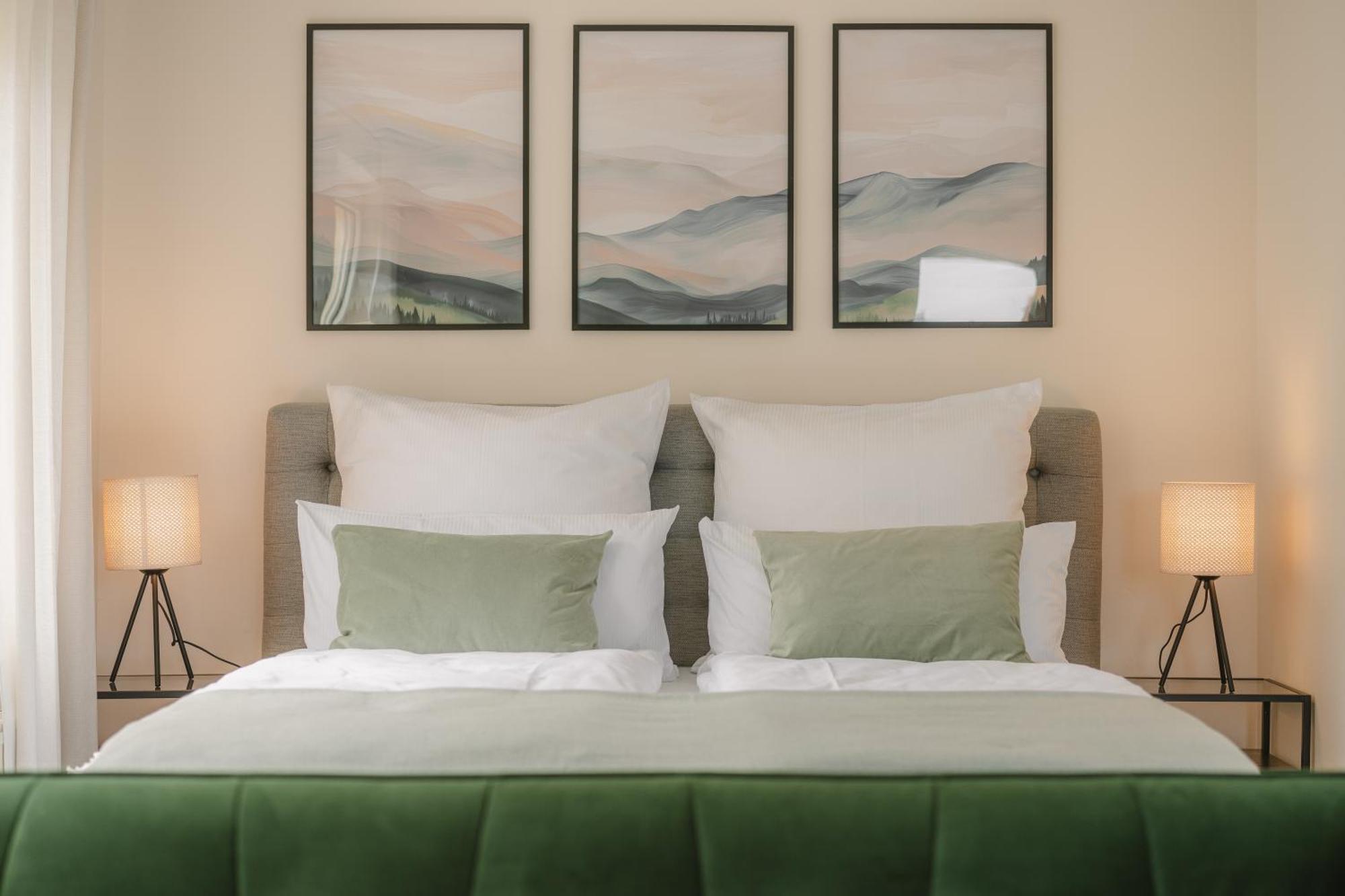 Exklusiv & Zentral: 1-Zi. Apartment Mit Balkon Stellplatz ไบรอยท์ ภายนอก รูปภาพ