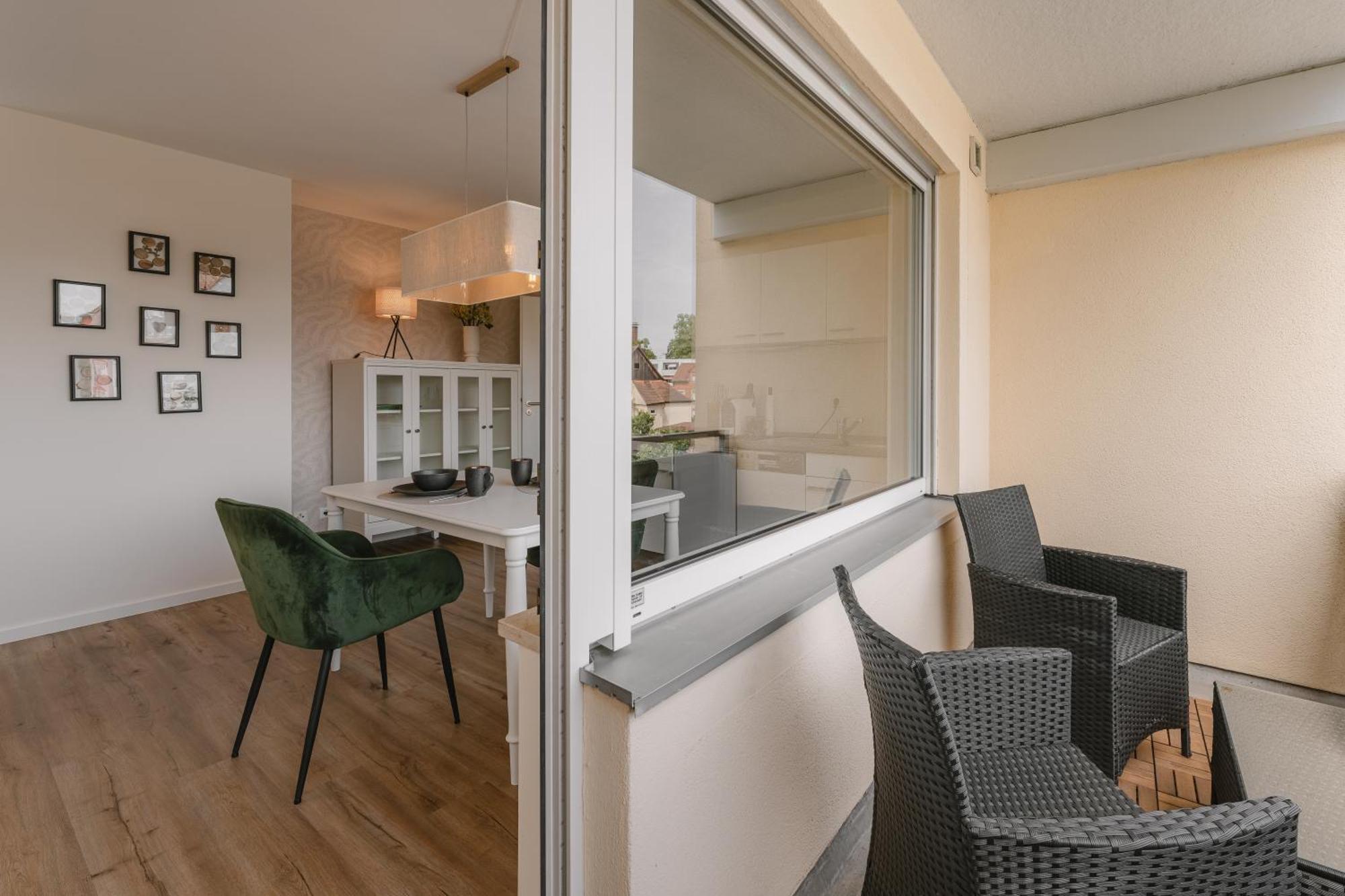 Exklusiv & Zentral: 1-Zi. Apartment Mit Balkon Stellplatz ไบรอยท์ ภายนอก รูปภาพ