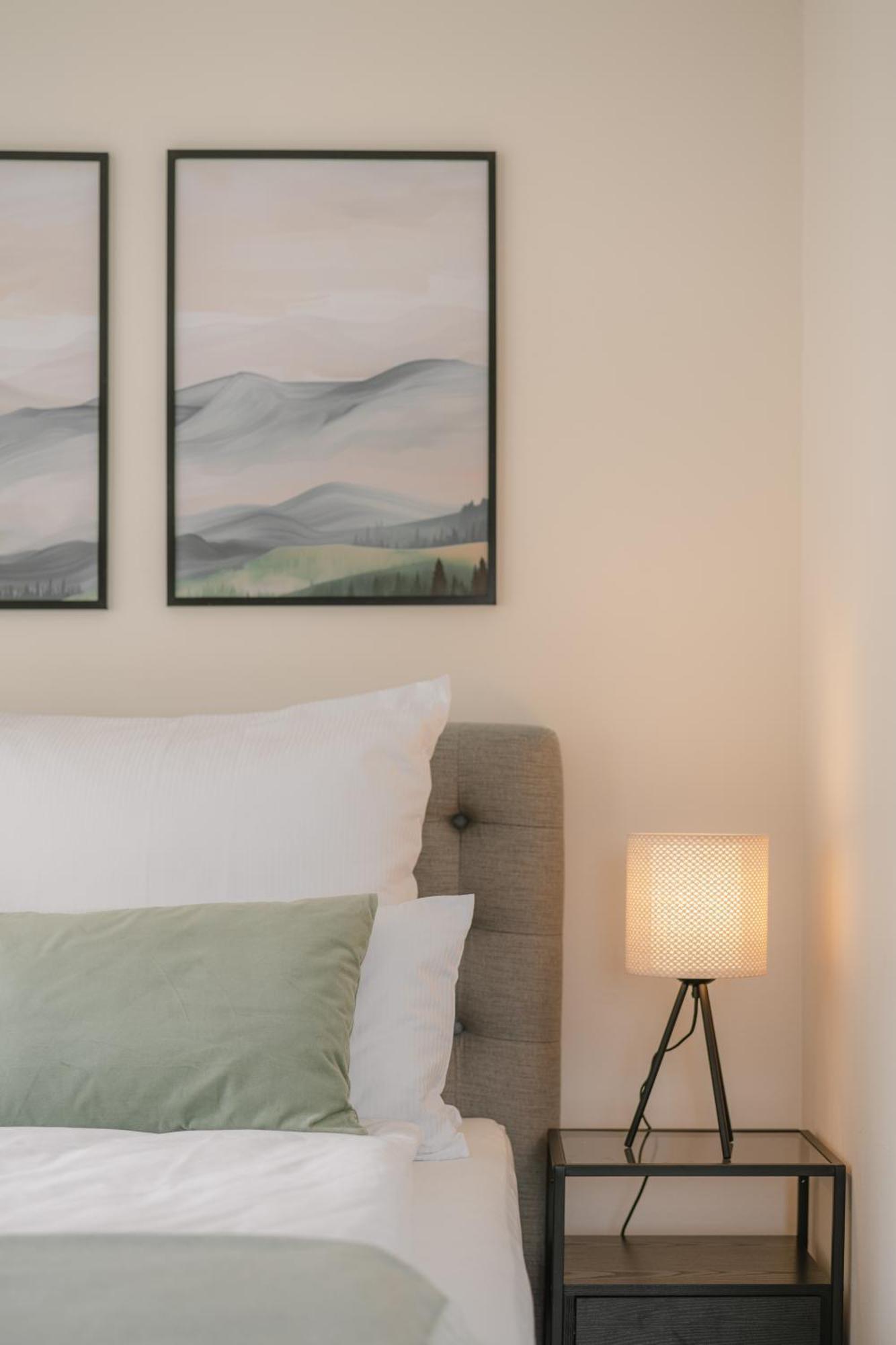 Exklusiv & Zentral: 1-Zi. Apartment Mit Balkon Stellplatz ไบรอยท์ ภายนอก รูปภาพ