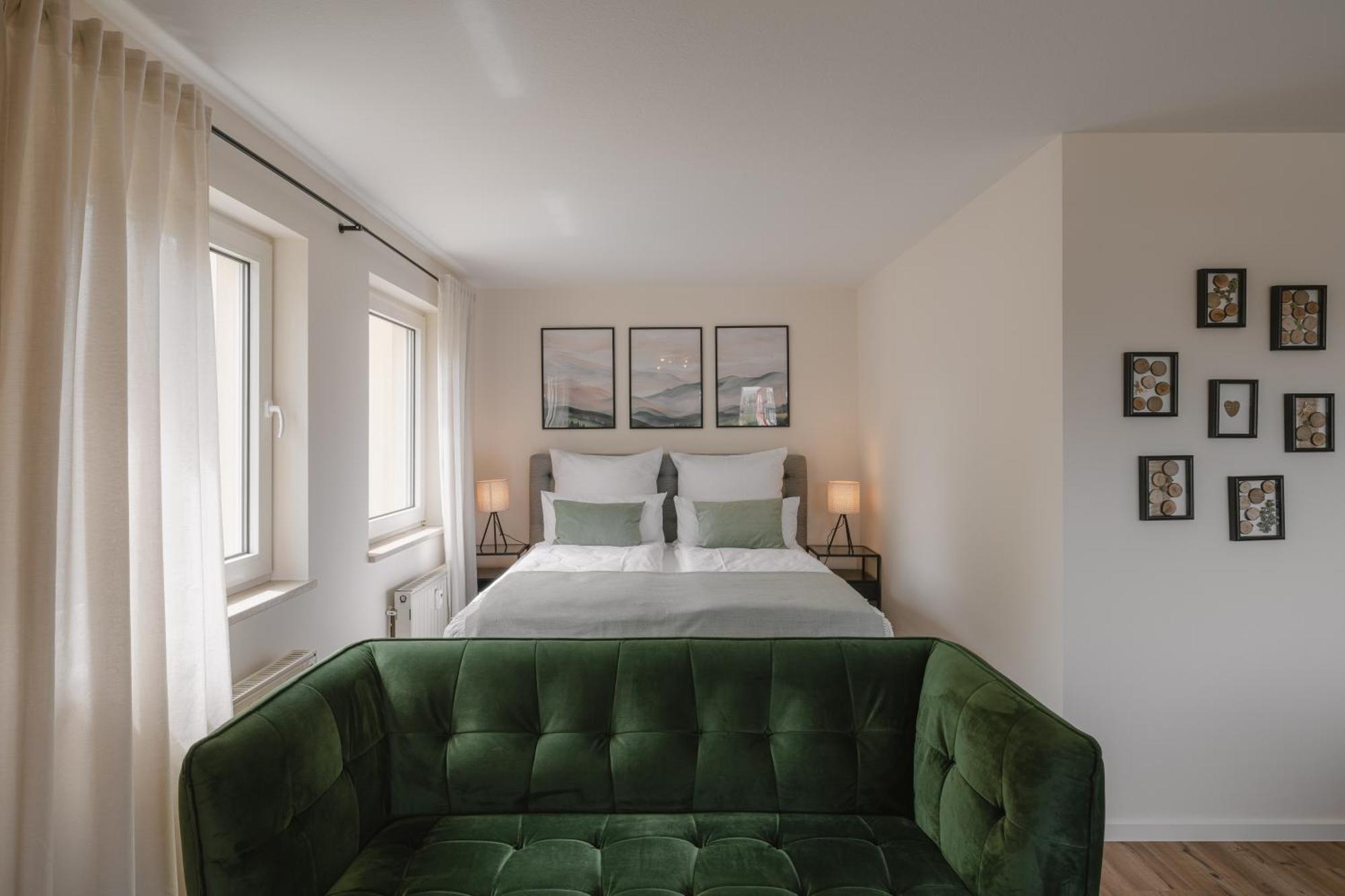 Exklusiv & Zentral: 1-Zi. Apartment Mit Balkon Stellplatz ไบรอยท์ ภายนอก รูปภาพ