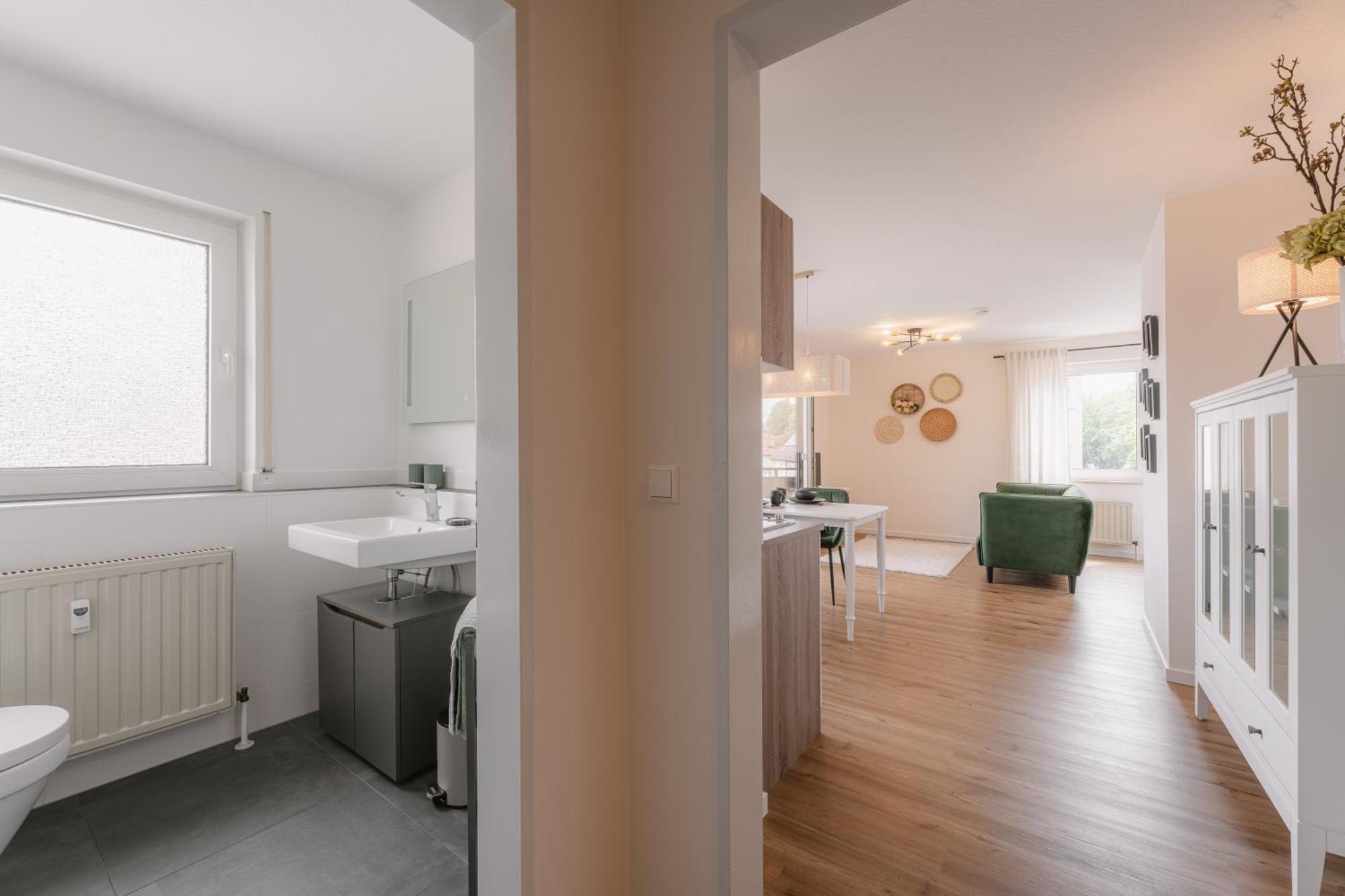 Exklusiv & Zentral: 1-Zi. Apartment Mit Balkon Stellplatz ไบรอยท์ ภายนอก รูปภาพ