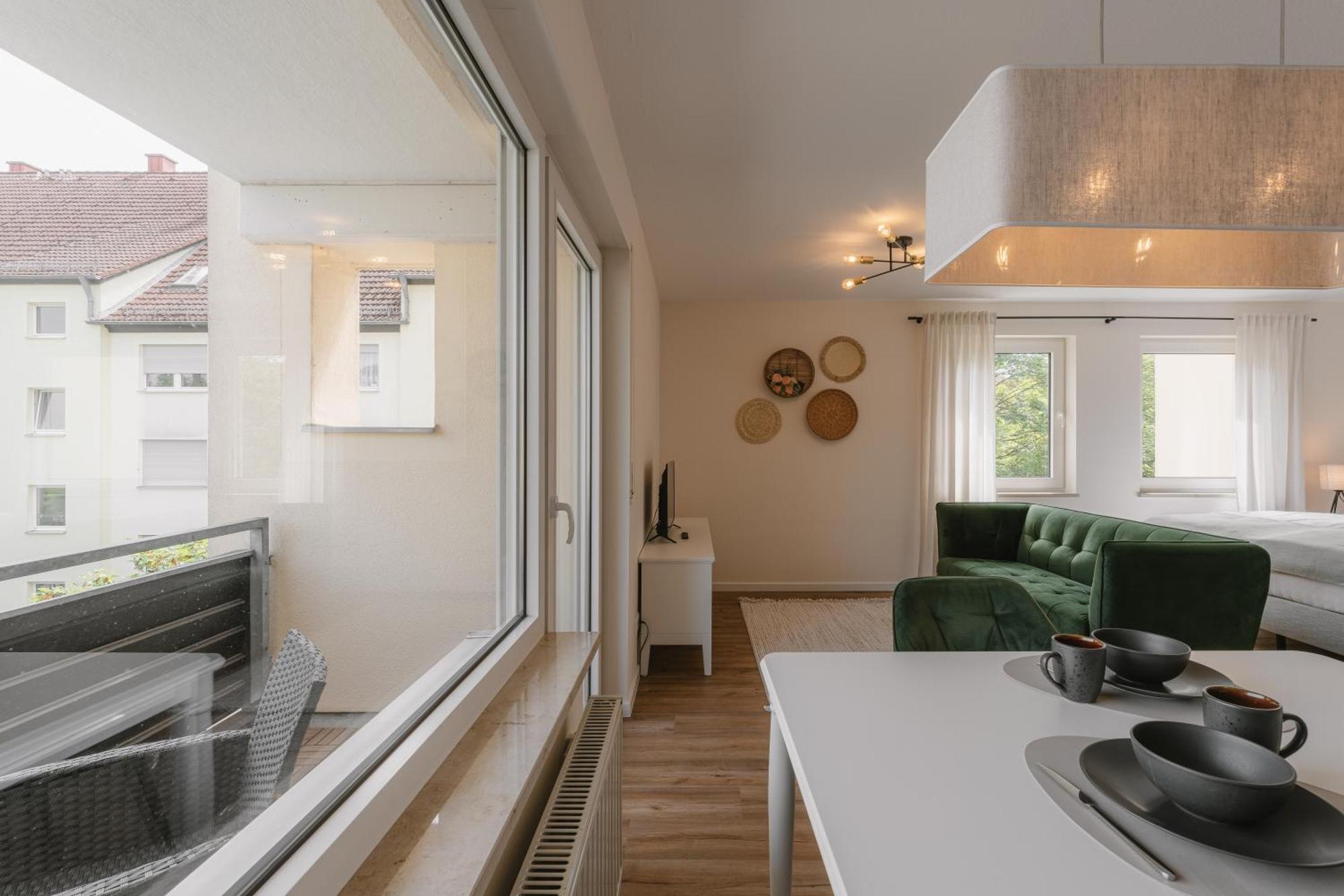 Exklusiv & Zentral: 1-Zi. Apartment Mit Balkon Stellplatz ไบรอยท์ ภายนอก รูปภาพ